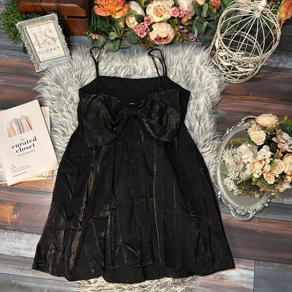 Black Satin Babydoll Mini Dress w/ Bow Party, Holiday, Cocktail, Y2K Slip Style - Picture 8 of 9